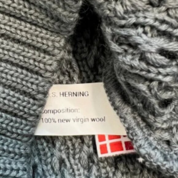 S.N.S. HERNING Knitwear Gray Crewneck Wool Knit Sweater Size Small - Picture 5 of 5
